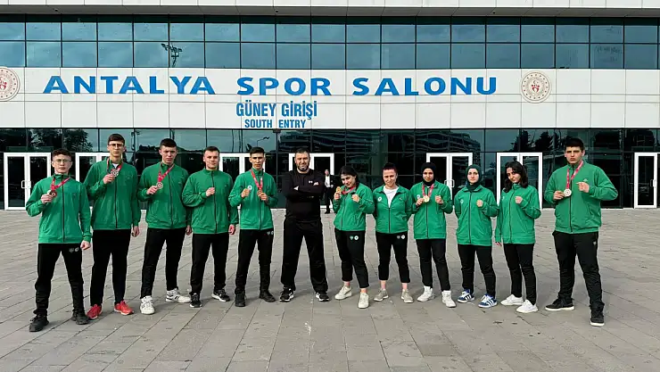 Meram Belediyespor kick boks ringlerinde rüzgar gibi esti!