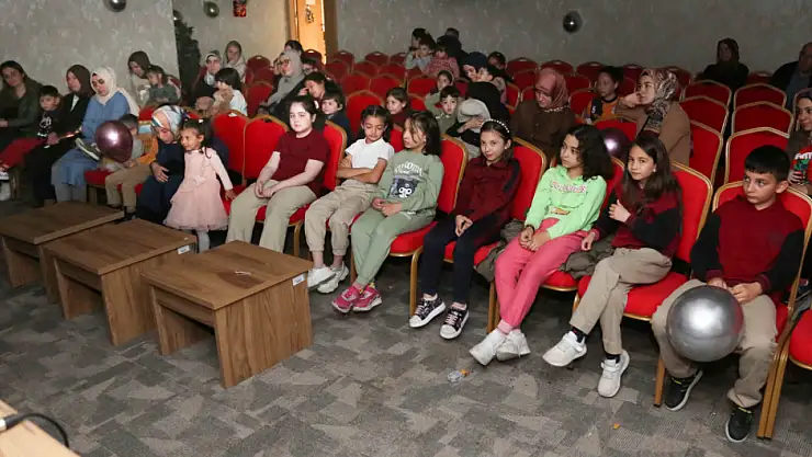 Meram'da kütüphaneler haftası renkli anlara sahne oluyor!