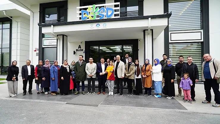 Meram'da Nisan ayı semineri: 'Özel bireyler için sporun gücü' ele alındı