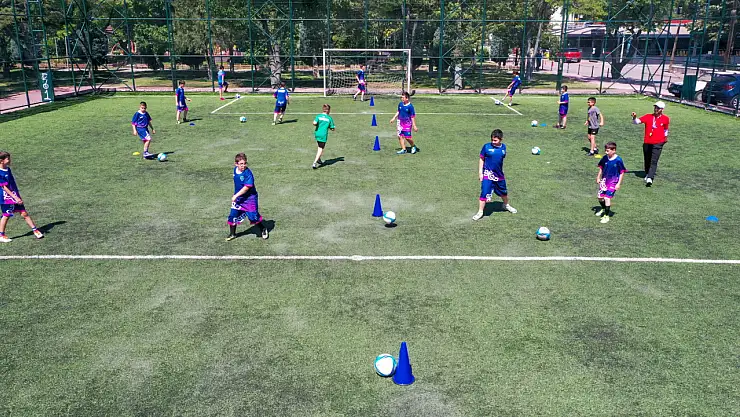 Meram'da Yaz Spor Okulları coşkuyla başladı