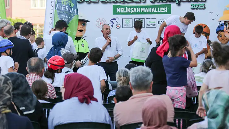 Meram'daki bisiklet yarışmasında coşkulu anlar!