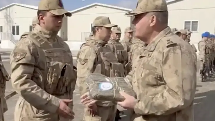 Mesafeler uzak gönüller yakın: Sınır bölgesindeki Rasulayn'da iç ısıtan haber!