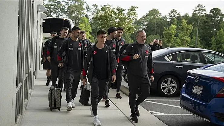 Milliler, Meksika maçı için Raleigh şehrine ulaştı