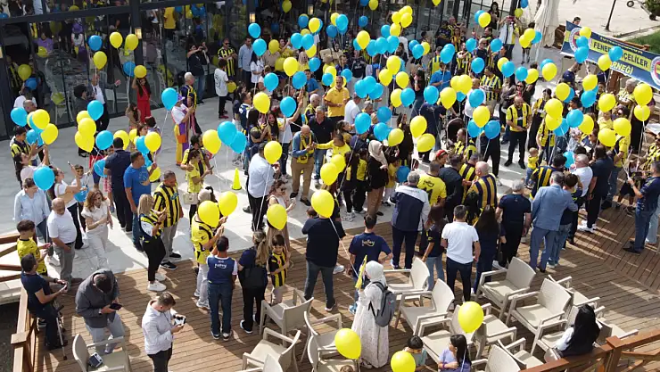 Minik beden büyük zehri yendi: Gökyüzü renklendi!