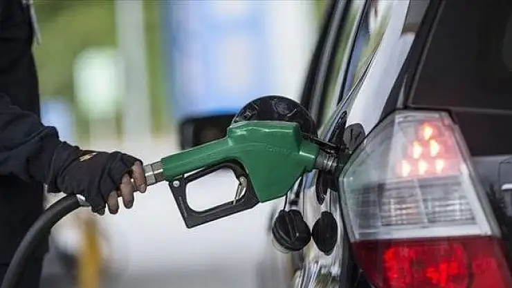 Motorine zam geldi, pompaya yansıdı