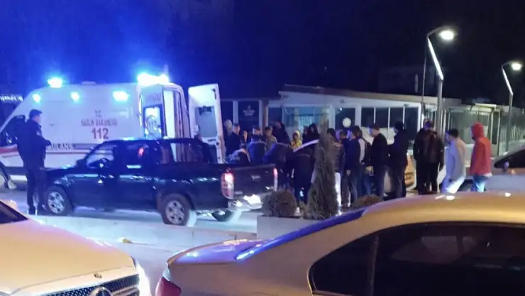 Motosiklet devrildi 2 yaralı