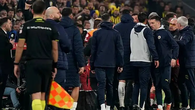 Mourinho ve Buruk arasında gergin anlar!