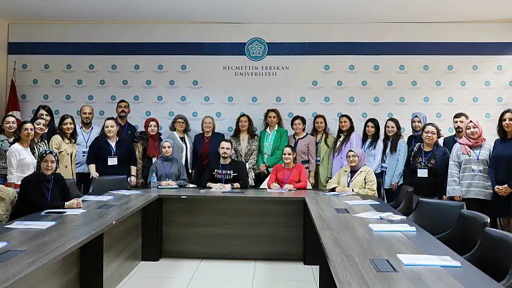 Necmettin Erbakan Üniversitesinde, hemşirelere 'Rehber Hemşire Eğitimi' Kursu 
