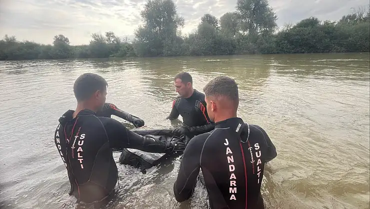Nehre düştüğü iddia edilen gencin cansız bedeni 3 gün sonra bulundu