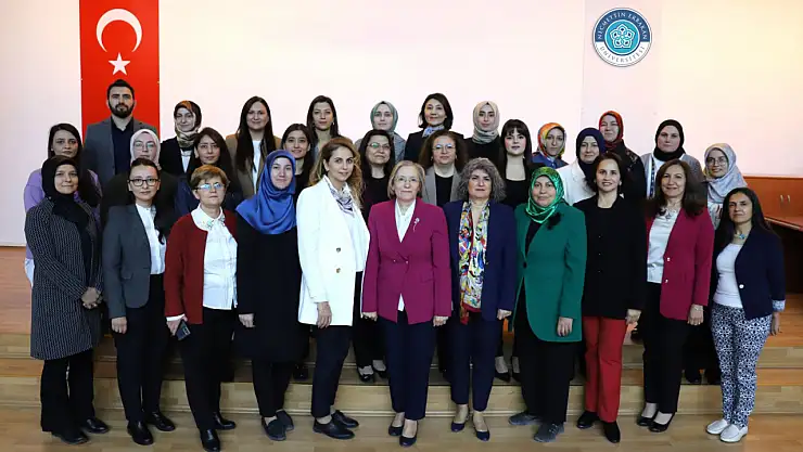 NEÜ Hemşirelik Fakültesinden Akreditasyon Başarısı