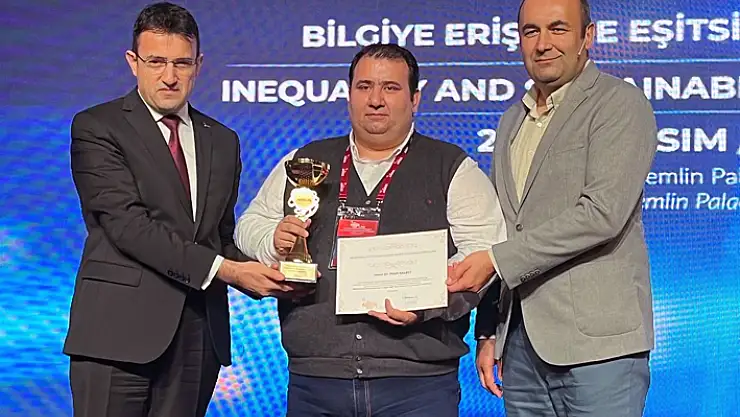 NEÜ'ye 'Akademik Kütüphanelerde En İyi Uygulama' Ödülü