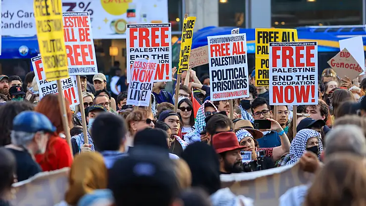 New York sokaklarında sesler Filistin için yükseldi