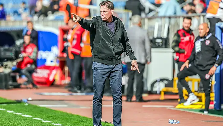 O takım Süper Lig'de yabancı teknik direktörle yola devam ediyor