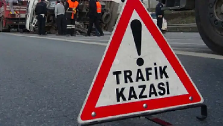 Öğrenci servisi ile otel servisi çarpıştı: Çok sayıda yaralı var!