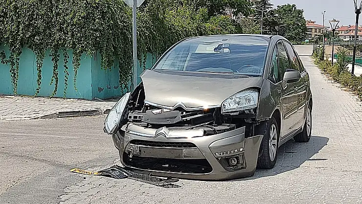Olayın adresi Konya: 2 aracın çarpıştığı kazada bir kişi yaralandı!