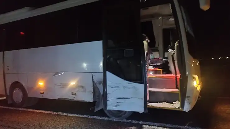 Olayın adresi Konya: Hurdaya dönen araçta şans eseri kurtuldu!