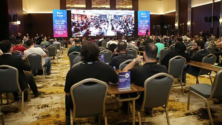 Oniki E-Ticaret ve E-İhracat Konferansı Konya'da gerçekleşti