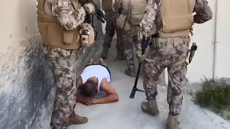 Organize suç örgütü çökertildi: 10 gözaltı