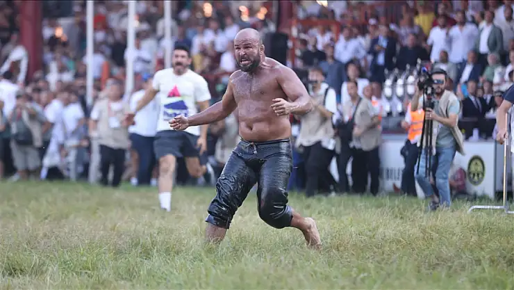 Orhan Okulu, 664. Tarihi Kırkpınar'da Başpehlivan oldu