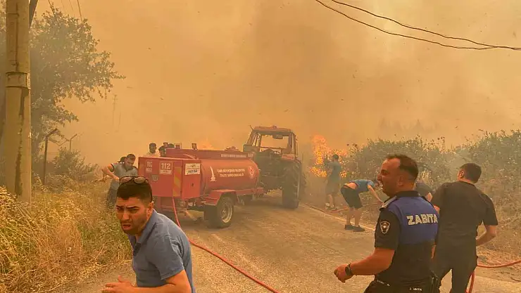 Orman yangını: Beş mahalle tahliye edildi!