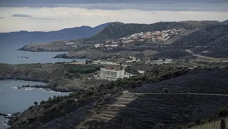 Orman yangınları nedeniyle 700 kişi tahliye edildi