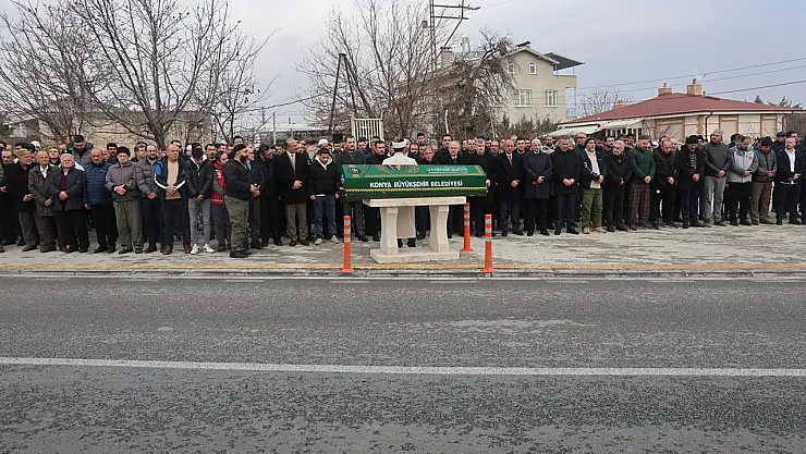 Otel yangınında hayatını kaybeden genç kız Konya'da son yolculuğuna uğurlandı