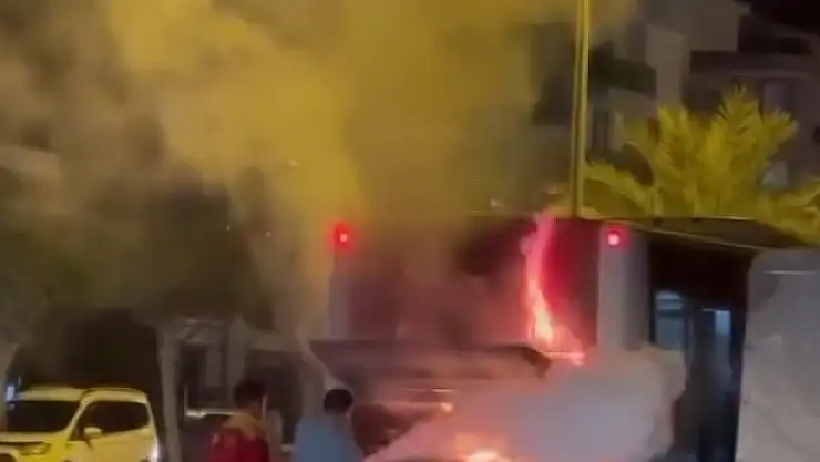 Otobüste çıkan yangın paniğe sebep oldu