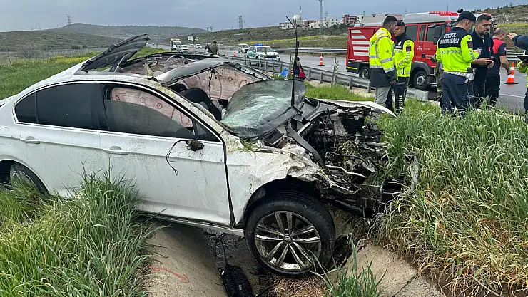 Otomobil devrildi 1 kişi hayatını kaybetti, 5 kişi yaralandı