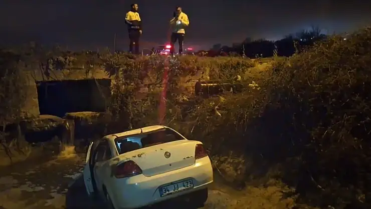 Otomobil kanala uçtu: 4 yaralı