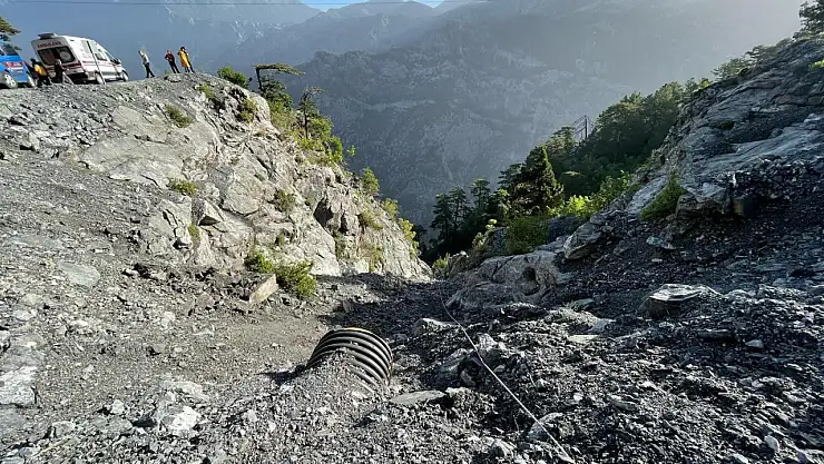 Otomobil uçuruma yuvarlandı : 1 ölü