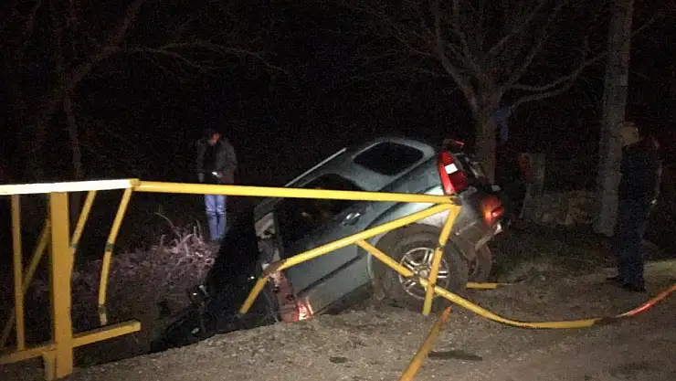 Otomobilin köprüden düştüğü kazada sürücü alkollü çıktı