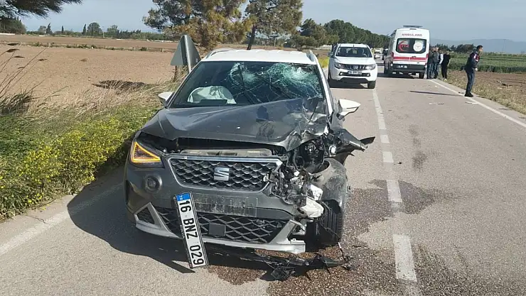 Otomobille motosiklet çarpıştı: 1 kişi hayatını kaybetti