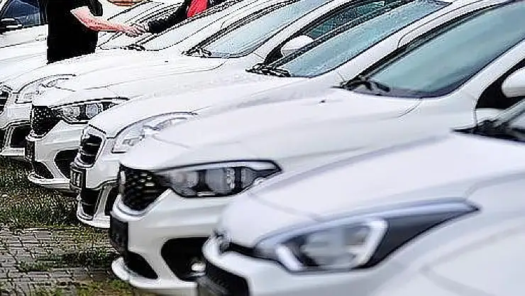 Otomotiv pazarı 10 ayda yüzde 4,7 küçüldü