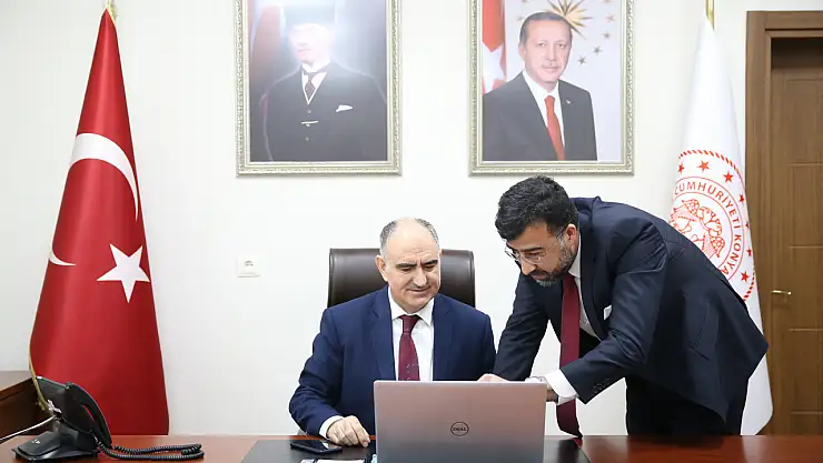 Özkan, AA'nın Yılın Kareleri oylamasına katıldı!