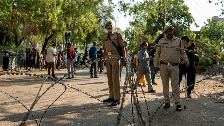 Pakistan ve Hindistan ateşkes konusunda anlaştı