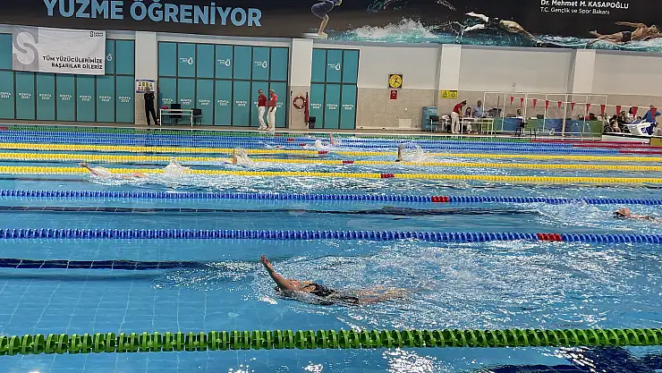 Para Yüzme Türkiye Şampiyonası başladı