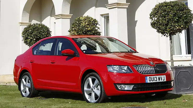 Piyasada resmen bomba etkisi yarattı: Skoda sıfır araçlarında eylül fiyatlarını paylaştı