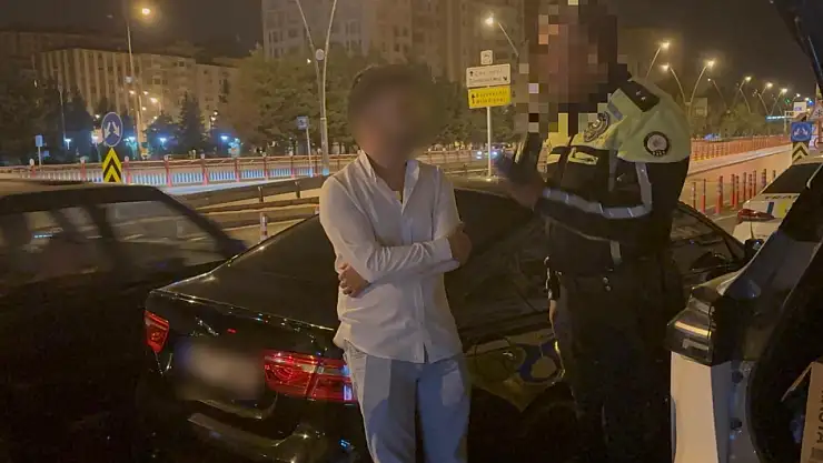 Polis uygulama noktasında bu da oldu!