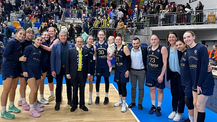 Prag Büyük Elçisi Bağış'tan Fenerbahçe'ye destek