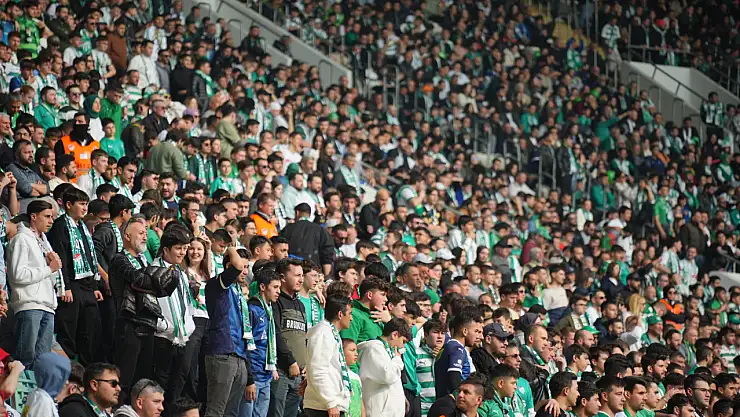 Profesyonel liglerde en fazla seyirci çeken ikinci takım  belli oldu!