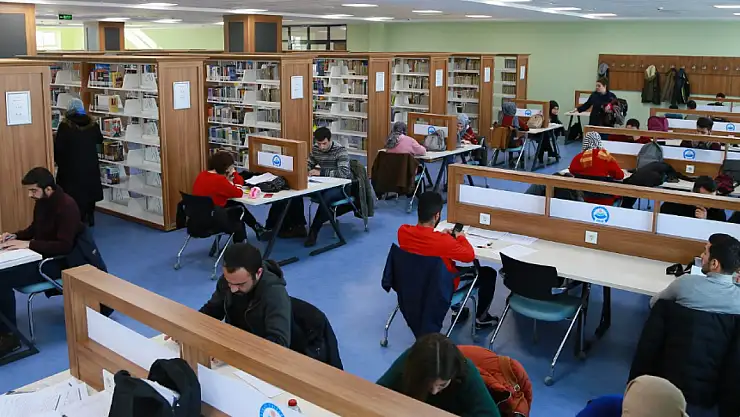 Rektör Arıbaş'dan  'tercih dönemine hazırız' mesajı