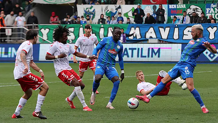 Rizespor ile Sivasspor berabere kaldı