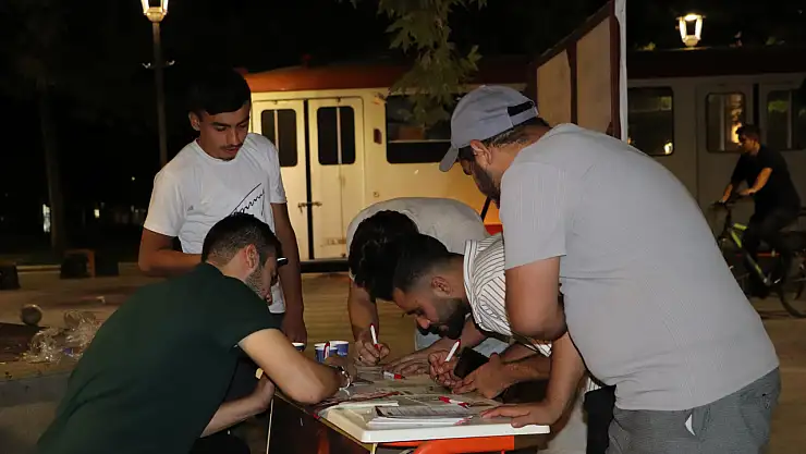 Saadet Partisi Konya Gençlik Kolları'nın düzenlediği kampanyaya yoğun ilgi!