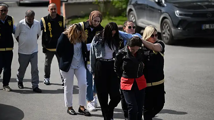 Sahte altın satmak isteyen 4 şüpheli yakalandı