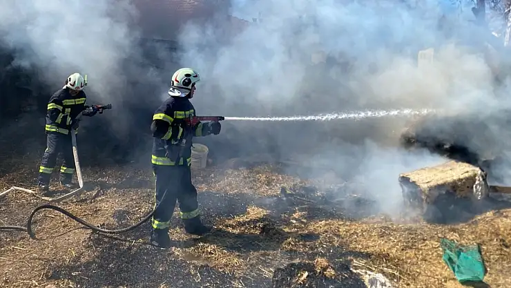 Samanlık küle döndü!
