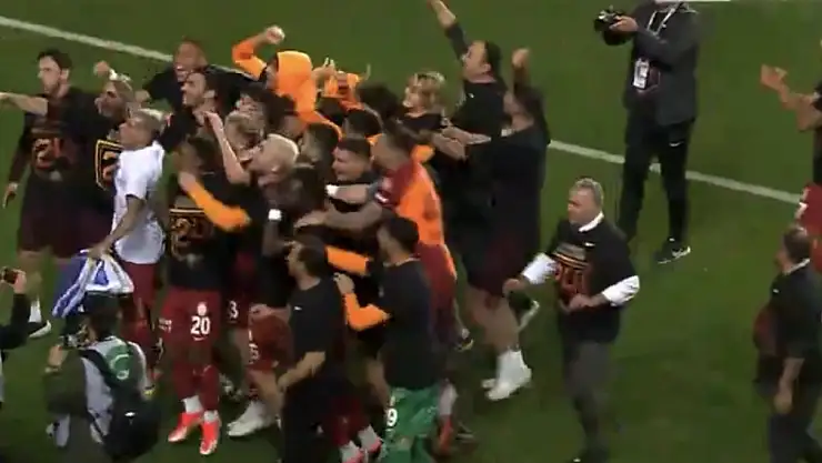 Şampiyon Galatasaray!