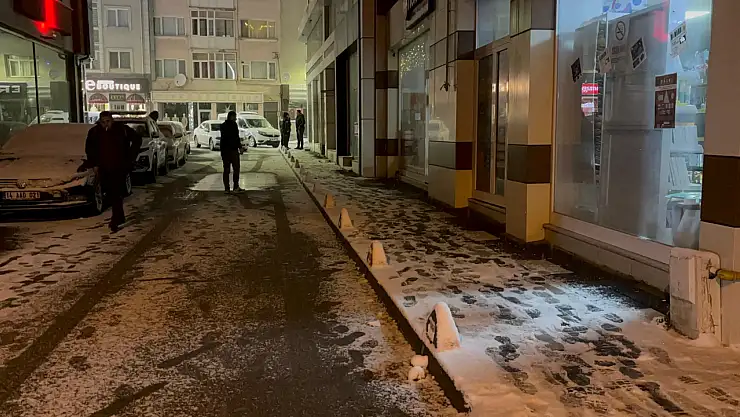 Şarj aleti, 17 yaşında ki gencin ölümüne sebep oldu!