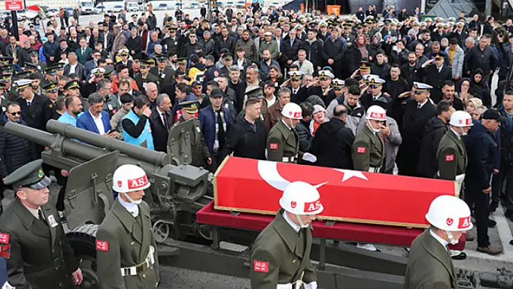 Şehit İrgi'ye son görev: Dualar eşliğinde sonsuzluğa uğurlandı!