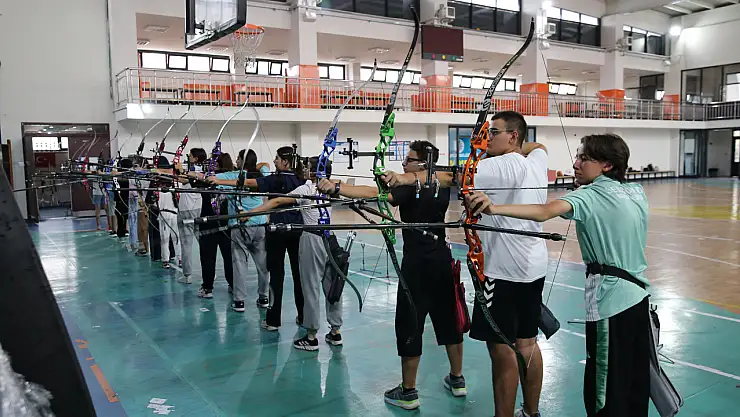 Selçuklu Belediyespor'un okçuları hedefi 12'den vurmaya devam ediyor