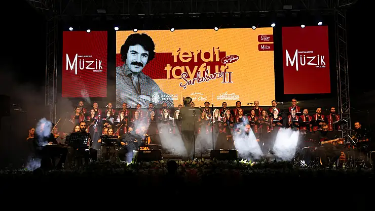Selçuklu'da Ferdi Tayfur rüzgarı